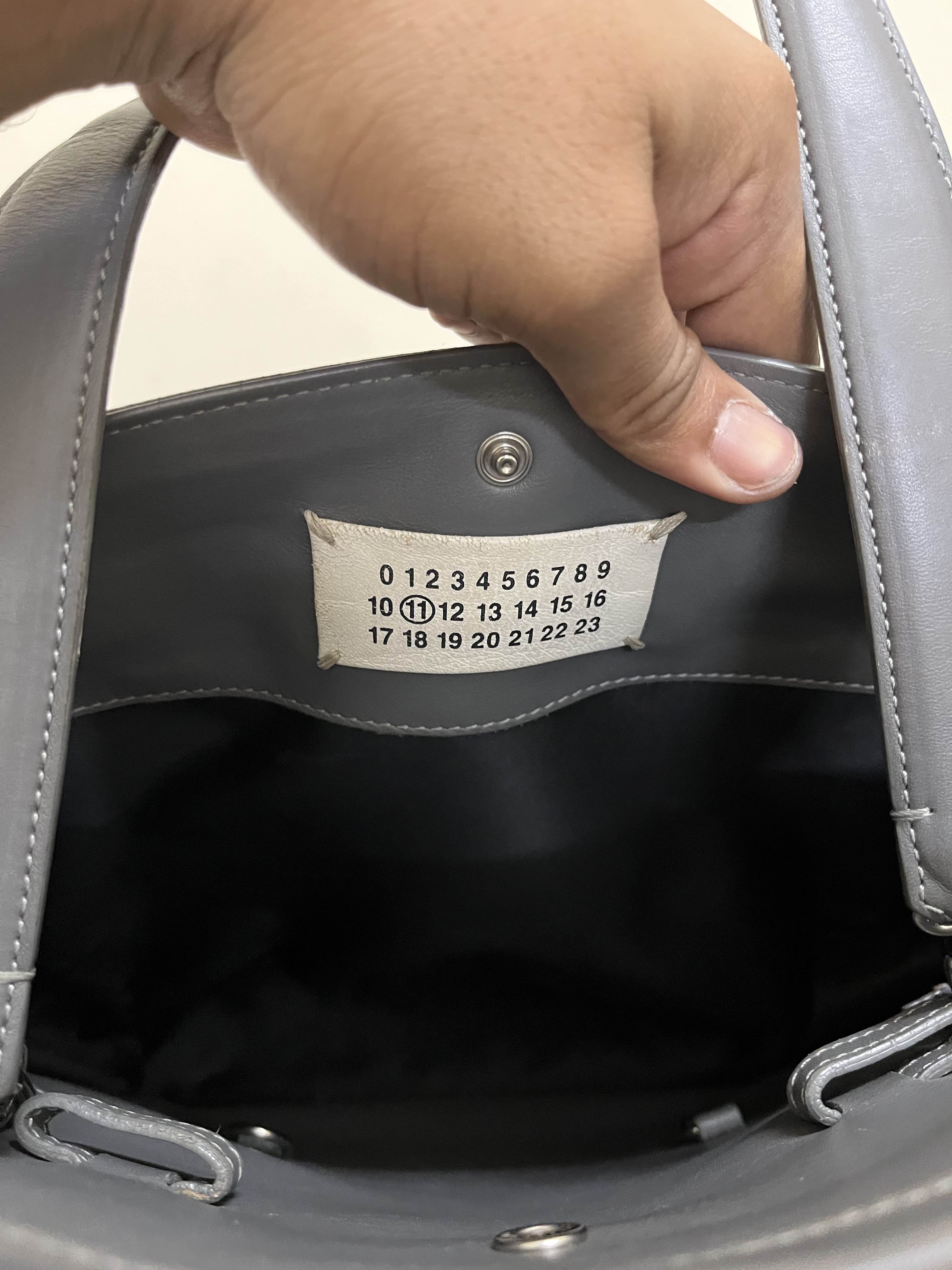 Maison Margiela Maison Martin Margiela x Vera Pelle Tote Bag | amekama92 |  REVERSIBLE