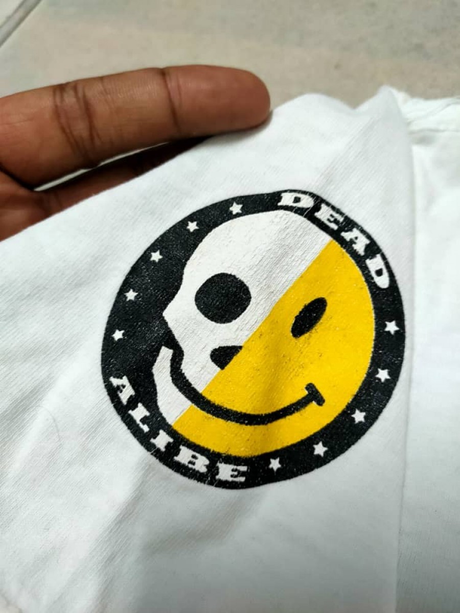 Insted We Smile - Dead Alibe Tee - 4