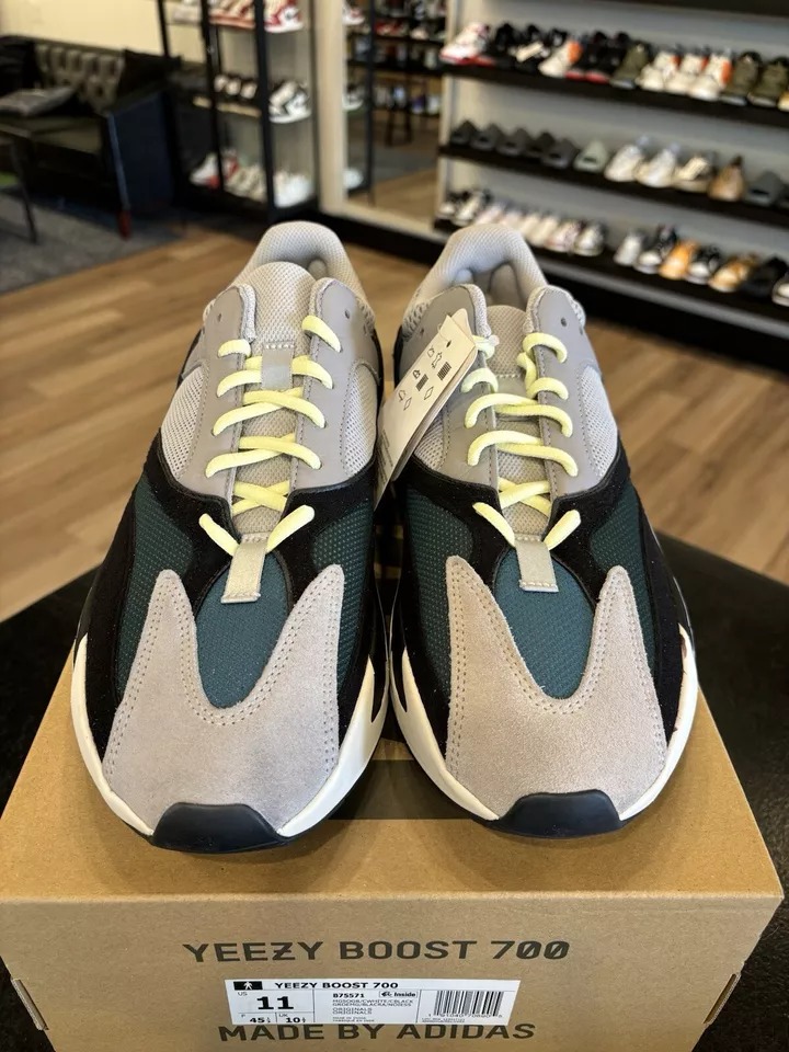 adidas Yeezy Boost 700 Wave Runner - 3