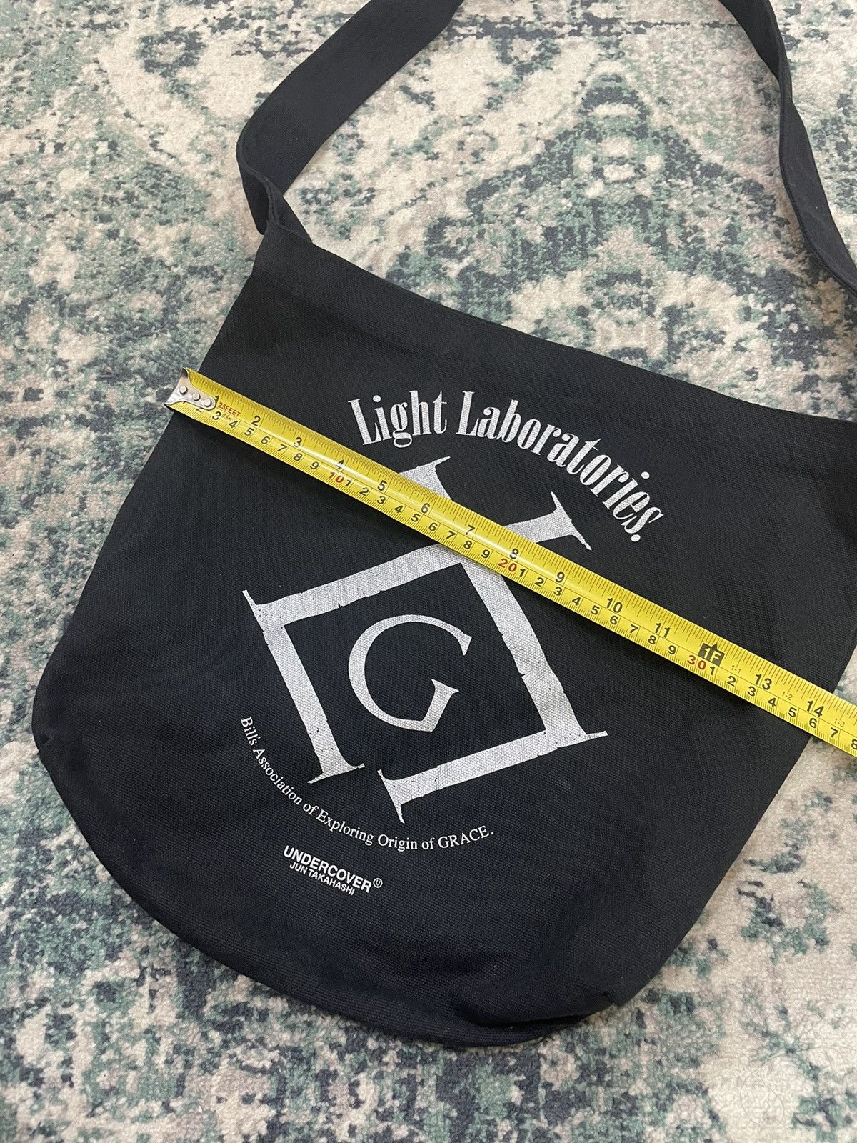 Undercover Grace Light Laboratories Sling Bag - 7