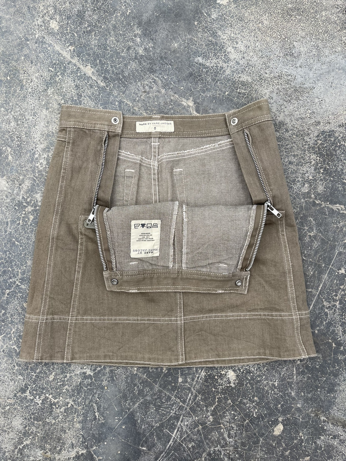 Marc Jacobs Brown Zipper mini denim skirt - 4