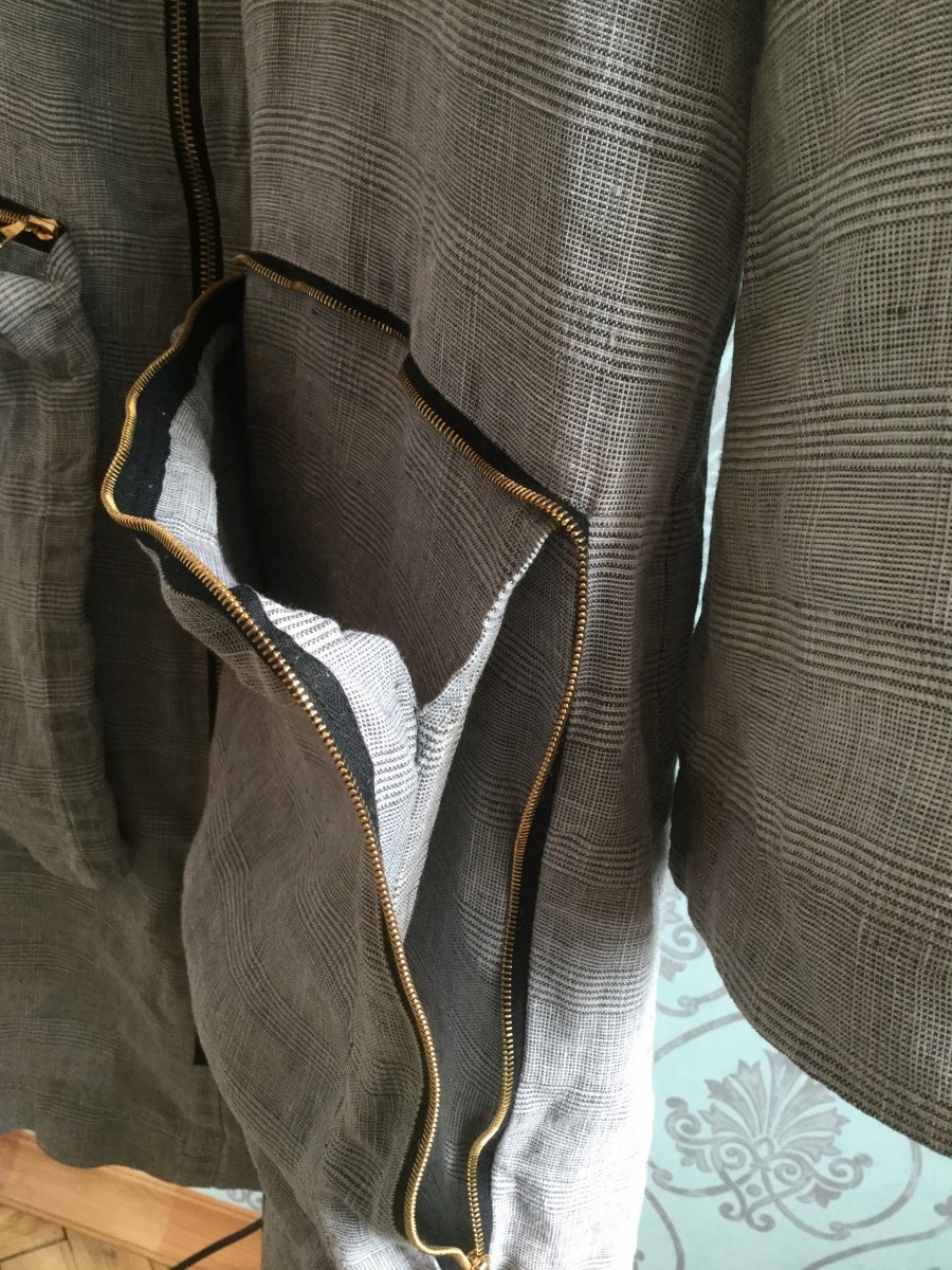 Denis Simachev - ARCHVE! Overcoat.Like Attachment or Rick Owens - 5
