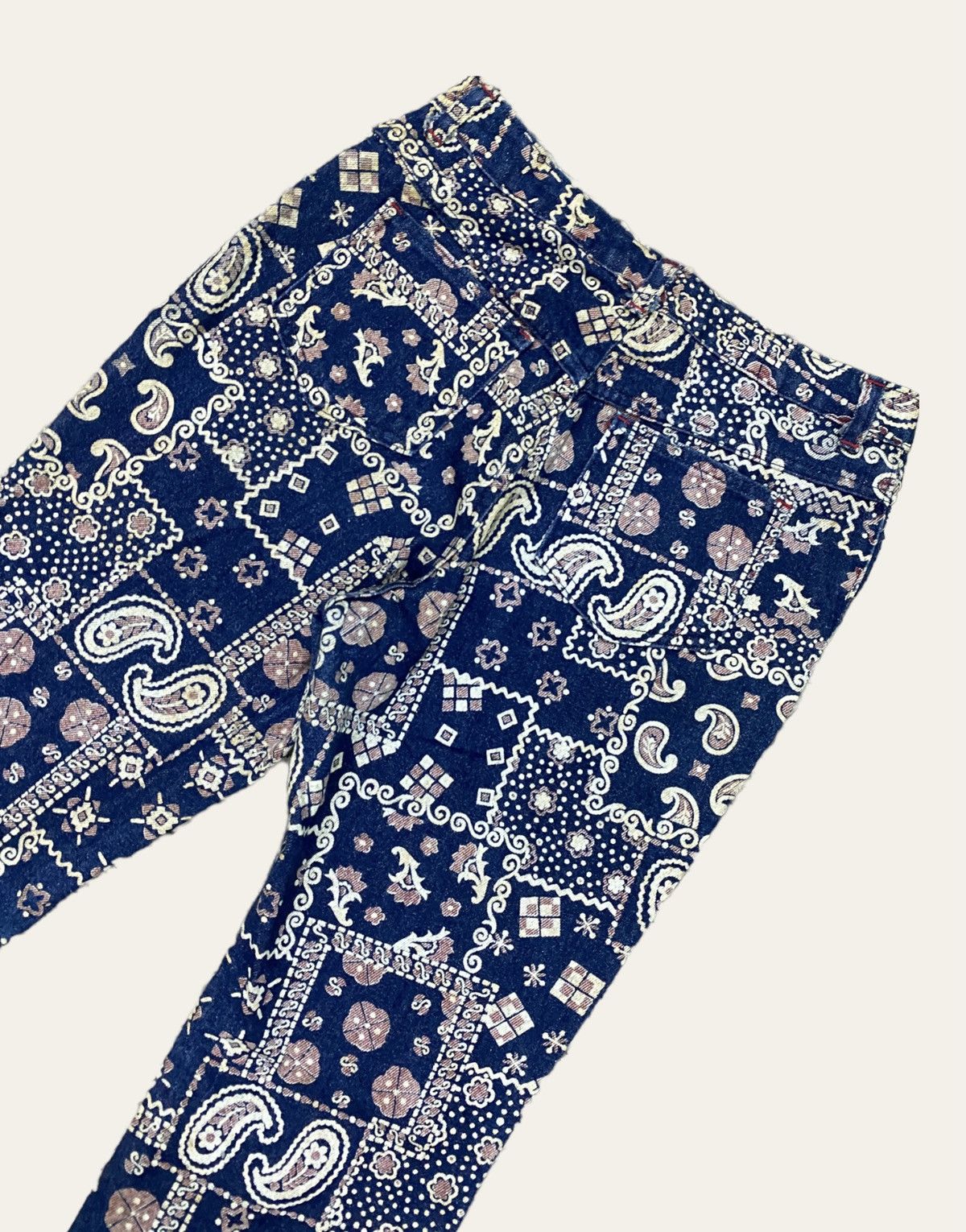 VINTAGE PAISLEY FULLPRINTED BELL BOTTOM SCOVILL BUTTON DENIM - 6