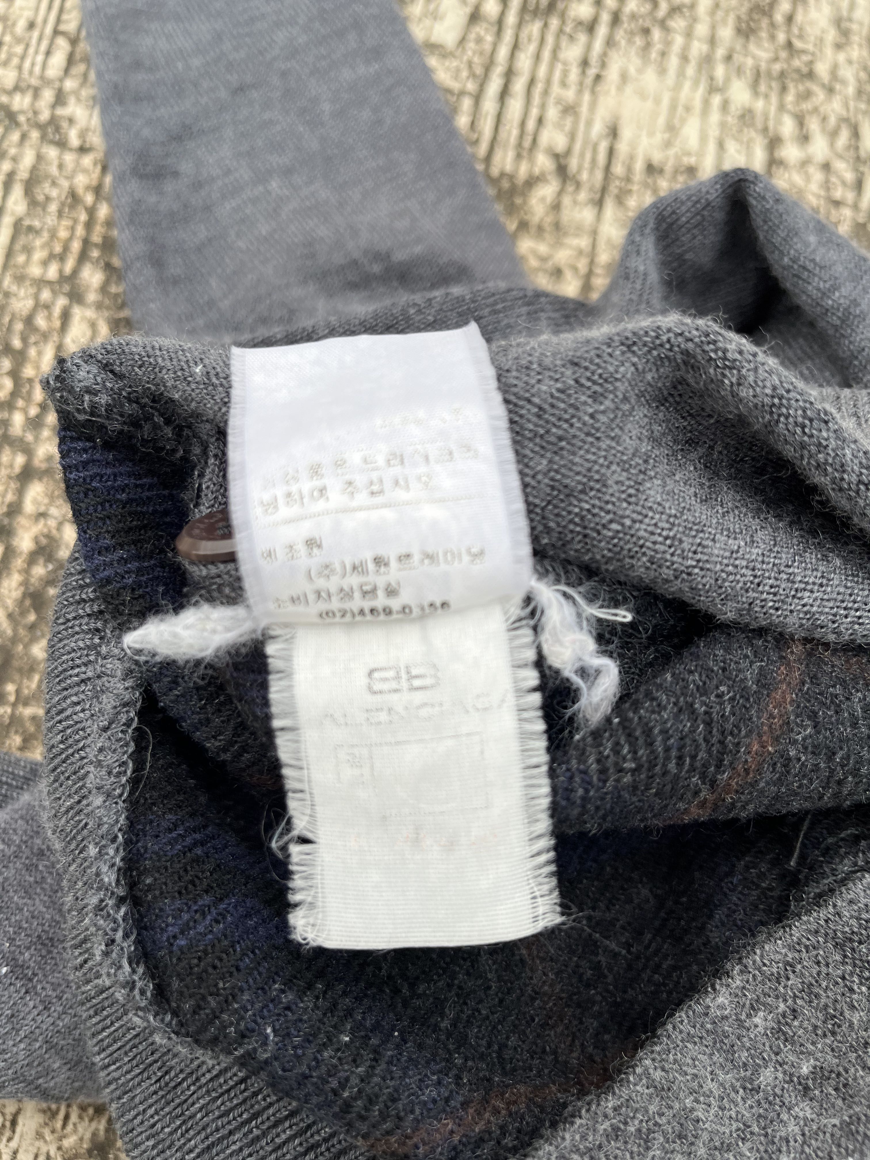 💸OFFER NOW💸Vtg balenciaga golf cardigan - 5