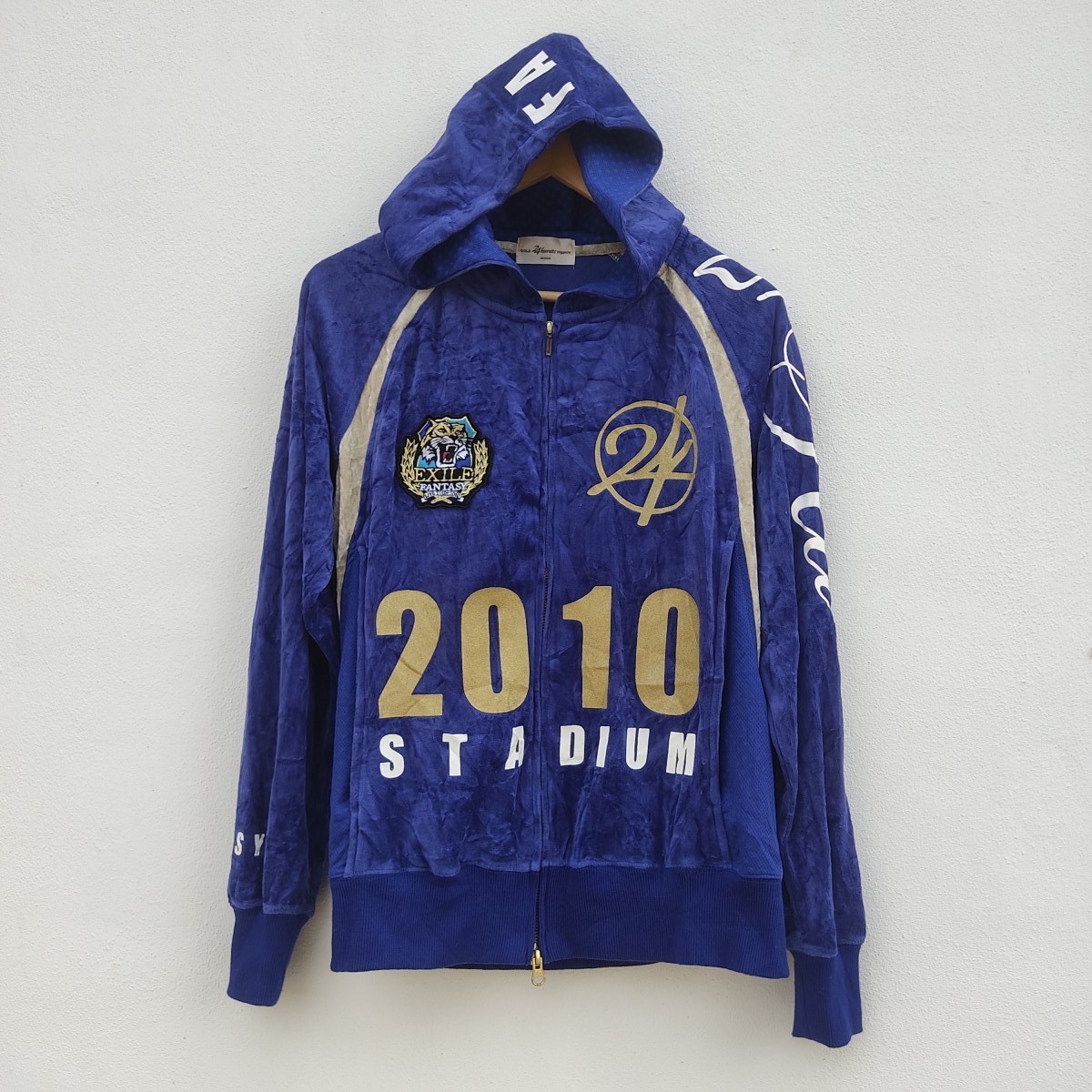 Band Tees - 24 Karats Exile Live Tour 2010 Stadium Big Logo Hoodies - 1
