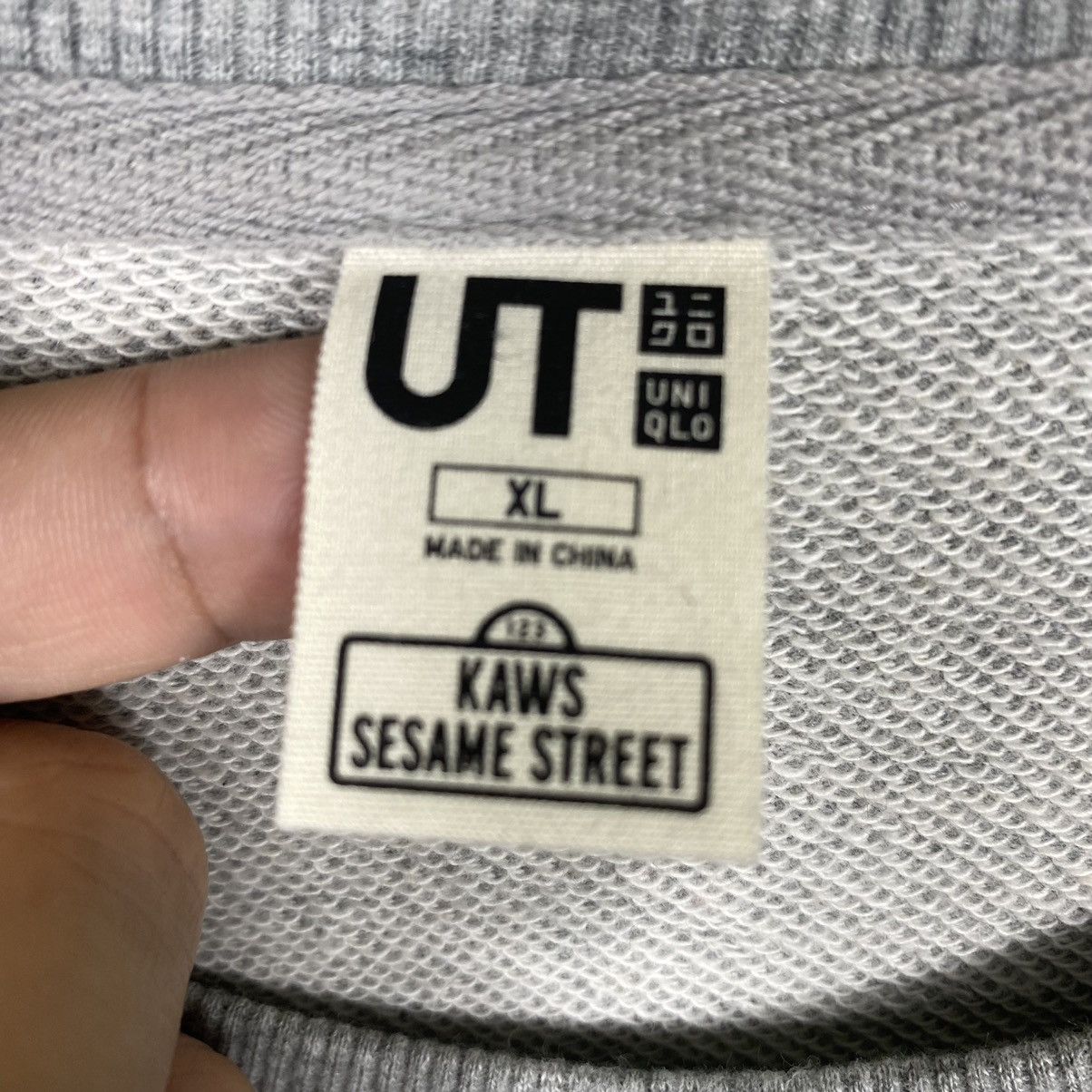 Vintage Kaws X Sesame Street X Uniqlo Sweatshirt - 6