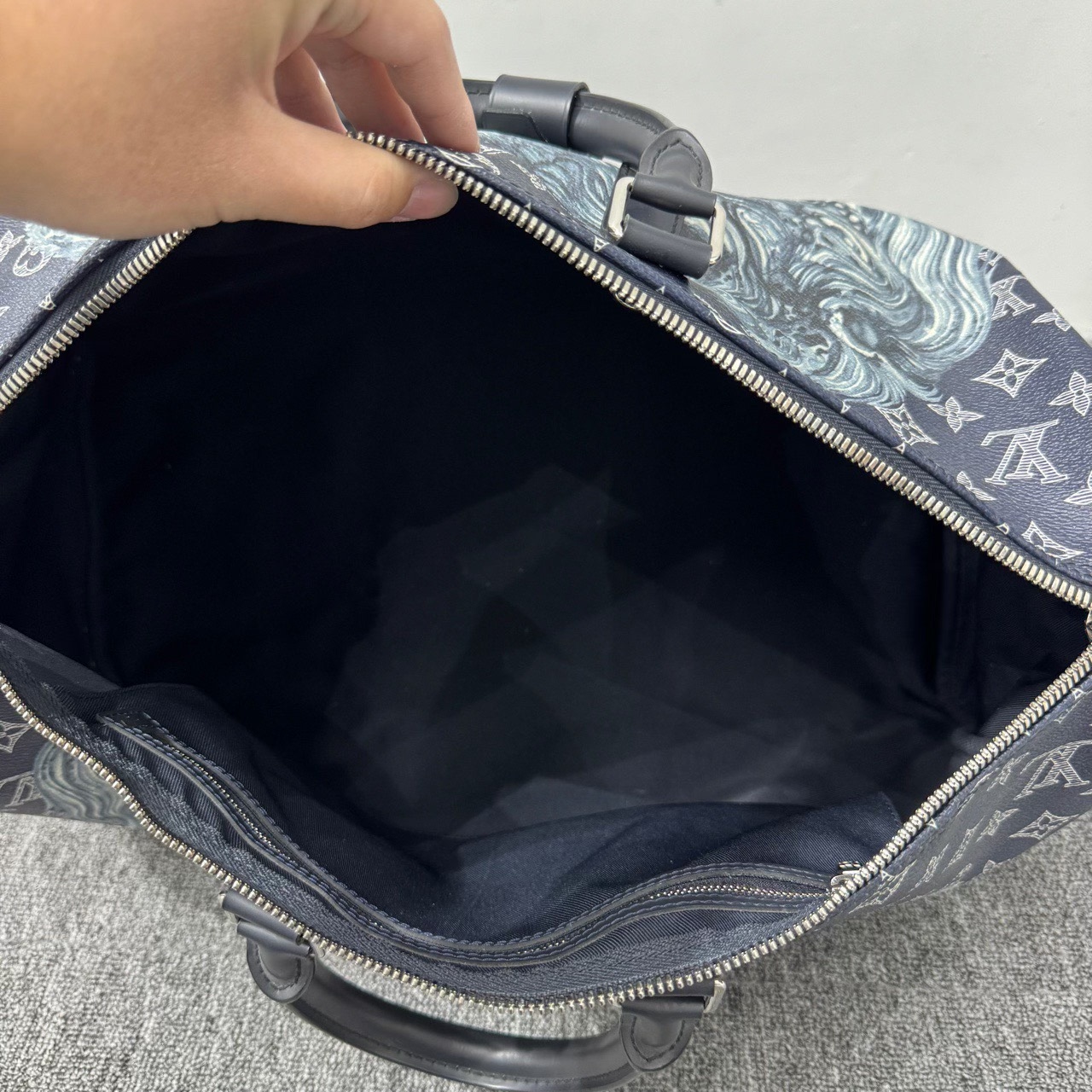 Louis vuitton lv lion keepall - 8