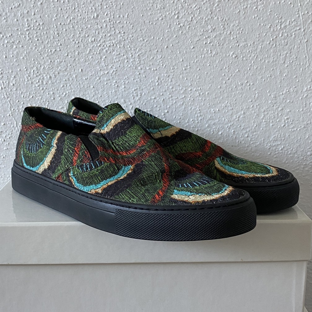 Embroidered Slip On 41 - 6