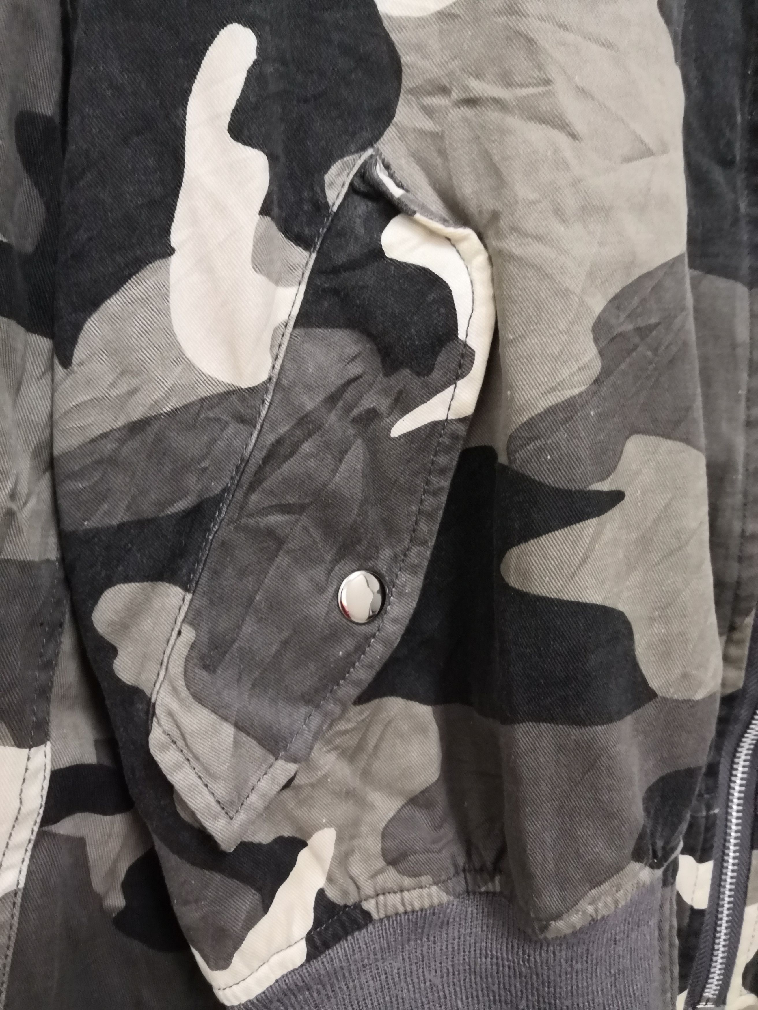 Japanese Brand - Bicol Bind Camo Bomber Flight Jacket - 5