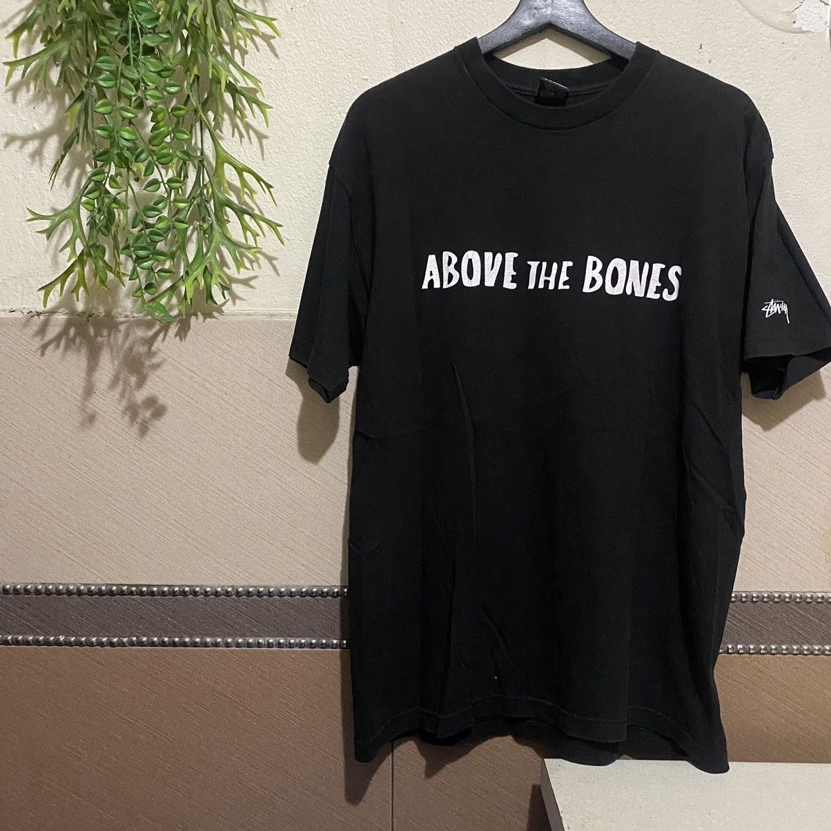 VINTAGE STUSSY ABOVE THE BONES - 1