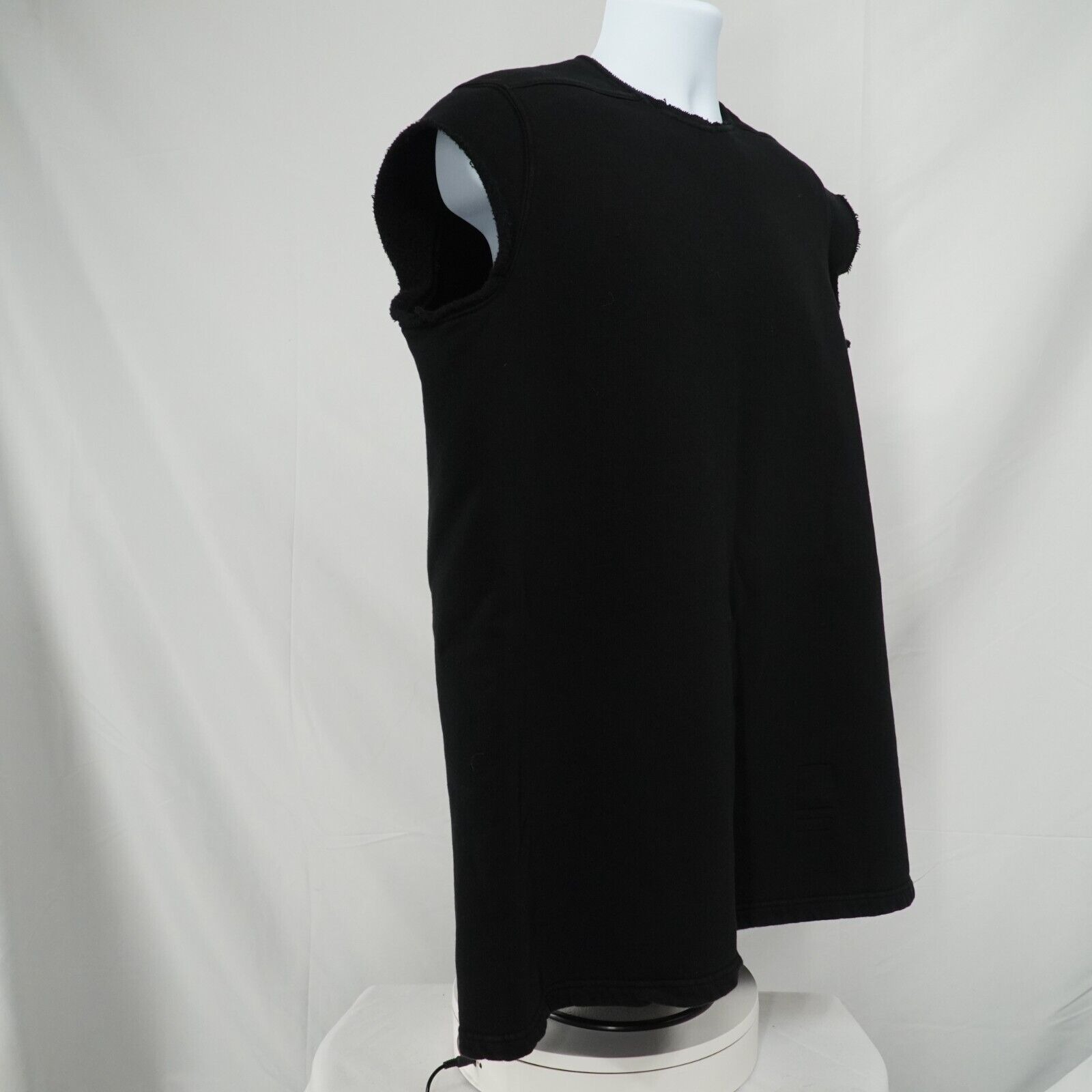 Jumbo Black Sleeveless Sweater Shirt Oversized SS16 Cyclops - 17