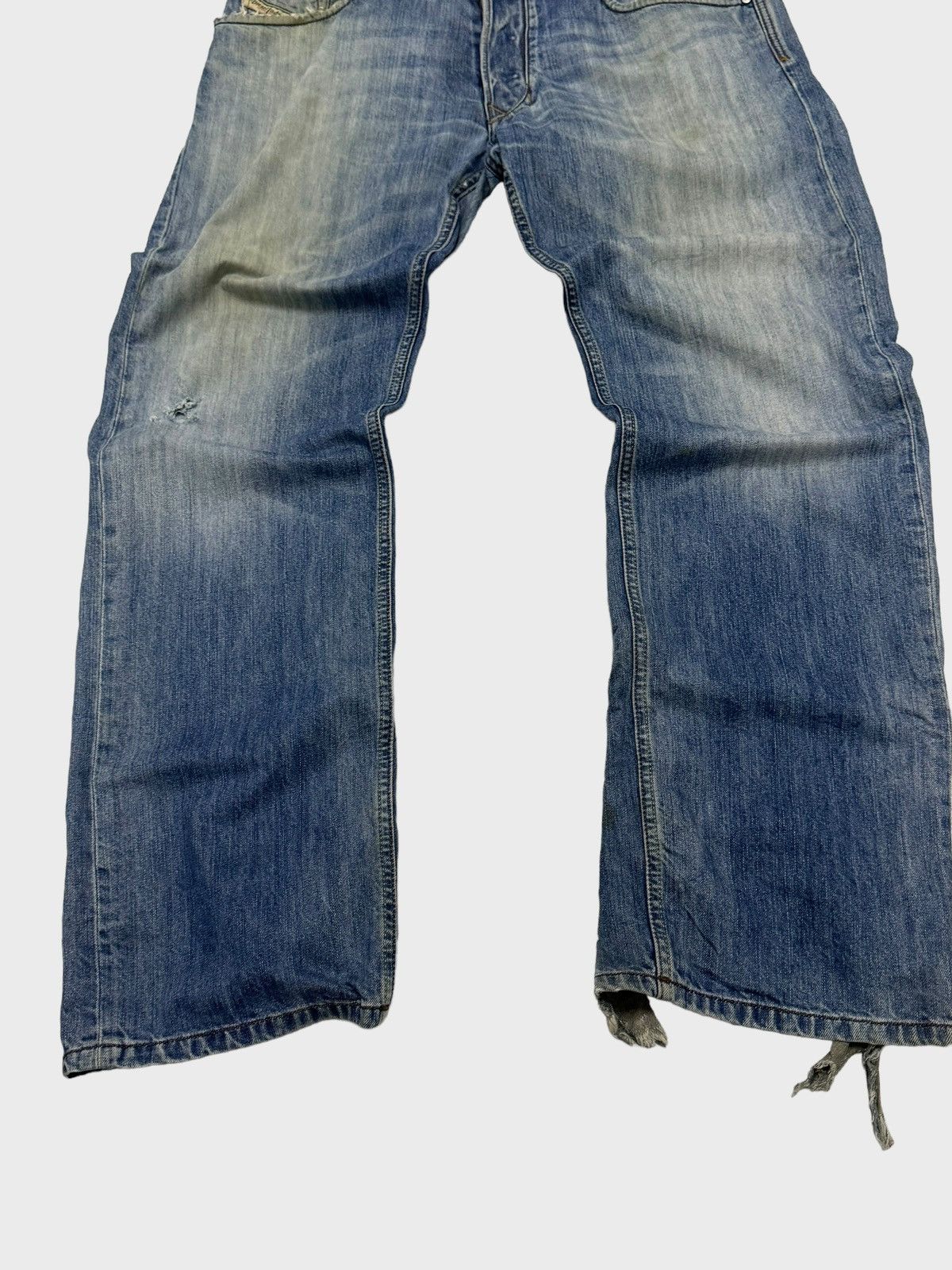 Vintage Distressed Diesel Industry Thrashed Jeans - 6