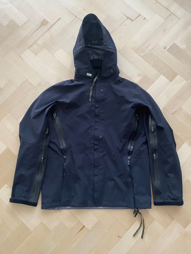 ACRONYM Acronym J76-GT Black Medium | malternery | REVERSIBLE