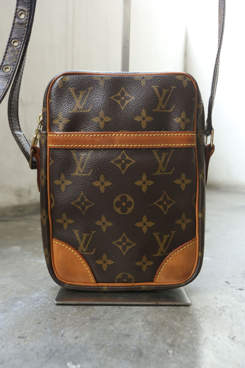 Louis Vuitton - Marc Jacobs - 2003 - LV Monogram Danube - 1