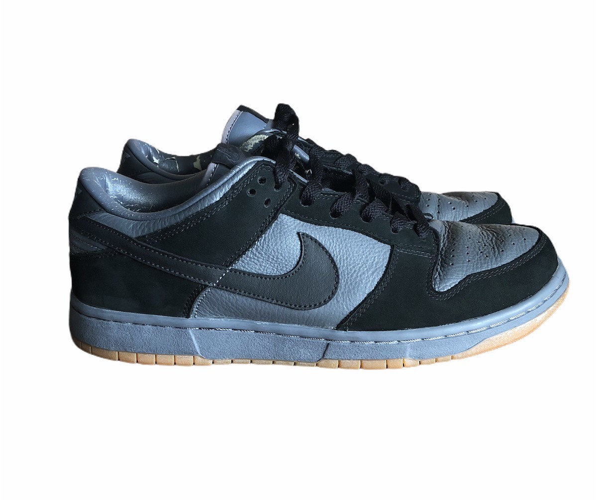 Dunk Low Pro Black | Black-Light Graphite (Gum) - 4