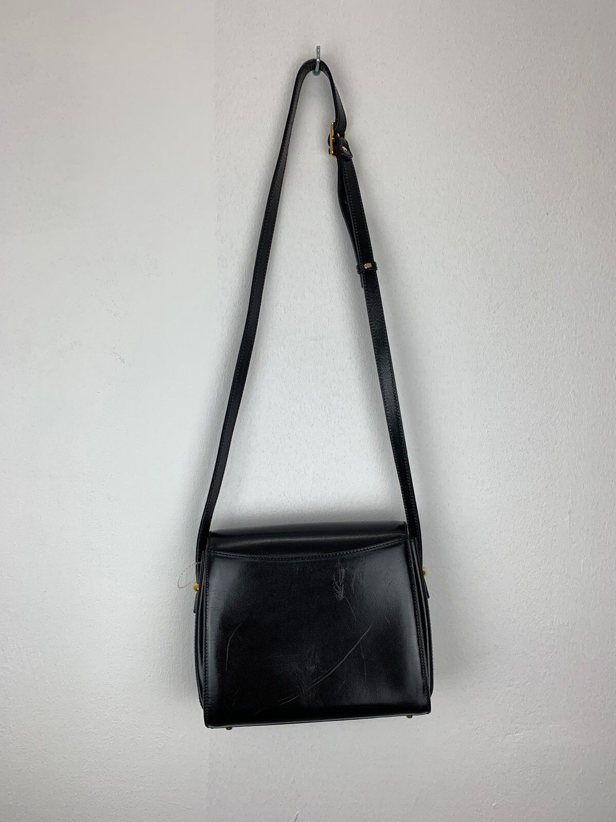 BALLY VINTAGE black leather hard shell bag antique bag Italy - 3