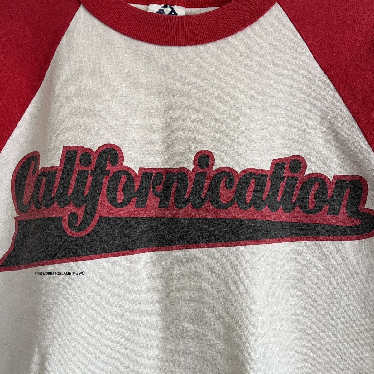 Vintage 1999 Red Hot Chili Peppers Californication Raglan - 3