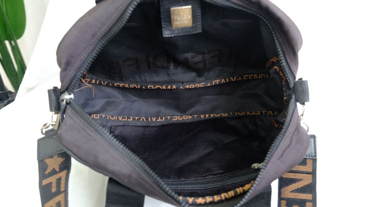Authentic vintage Fendi shoulder bag - 13