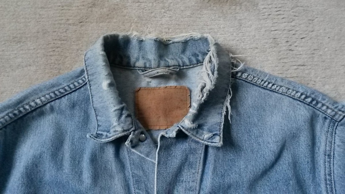 Unique Vintage Distressed Used Light Denim Jacket - 4