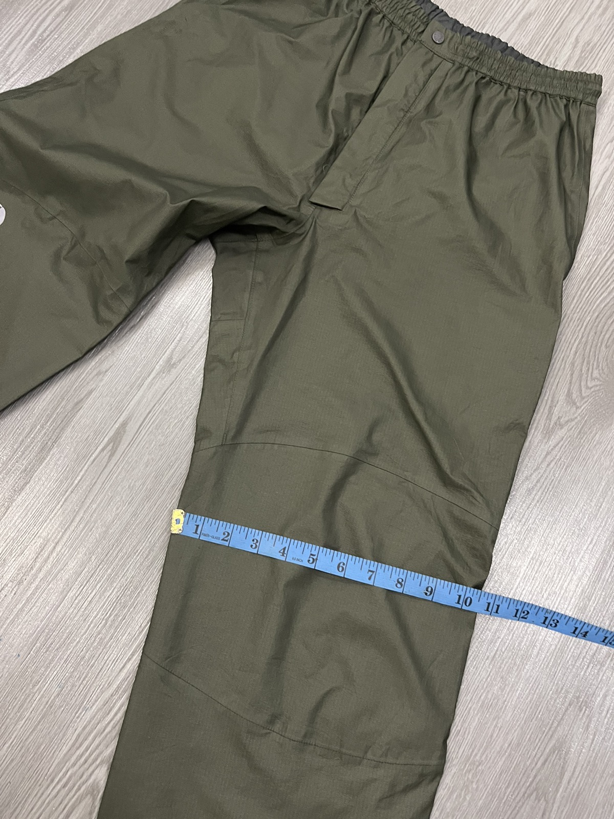 Gorpcore deal🔥The North Face Goretex pant in green - 15