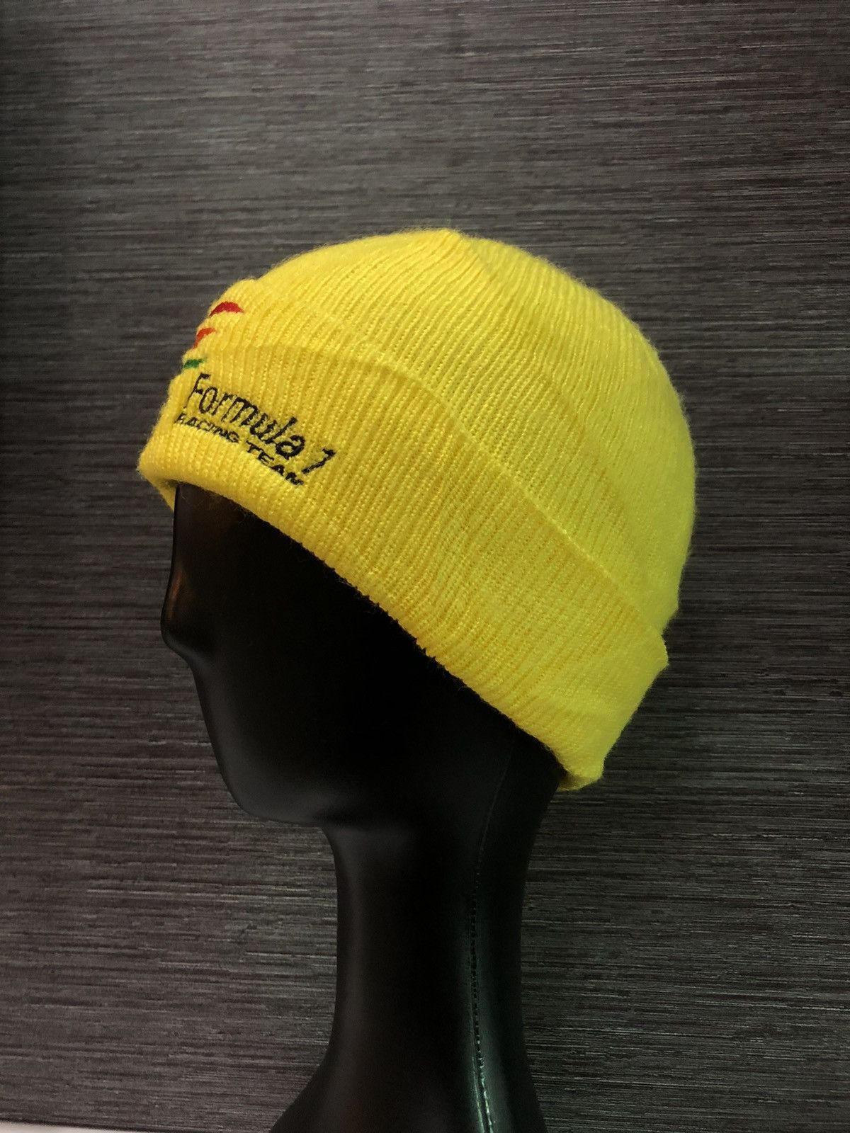 Vintage - Benetton Formula 1 Racing Team Beanie - 3