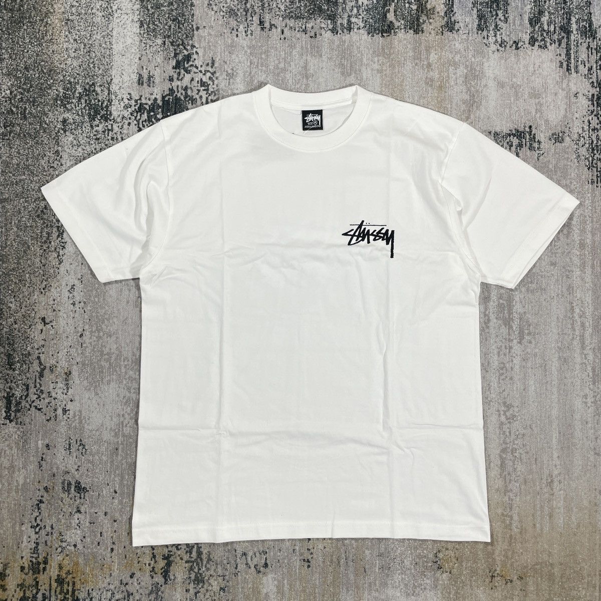 STUSSY SHATTERED TEE WHITE // MEDIUM