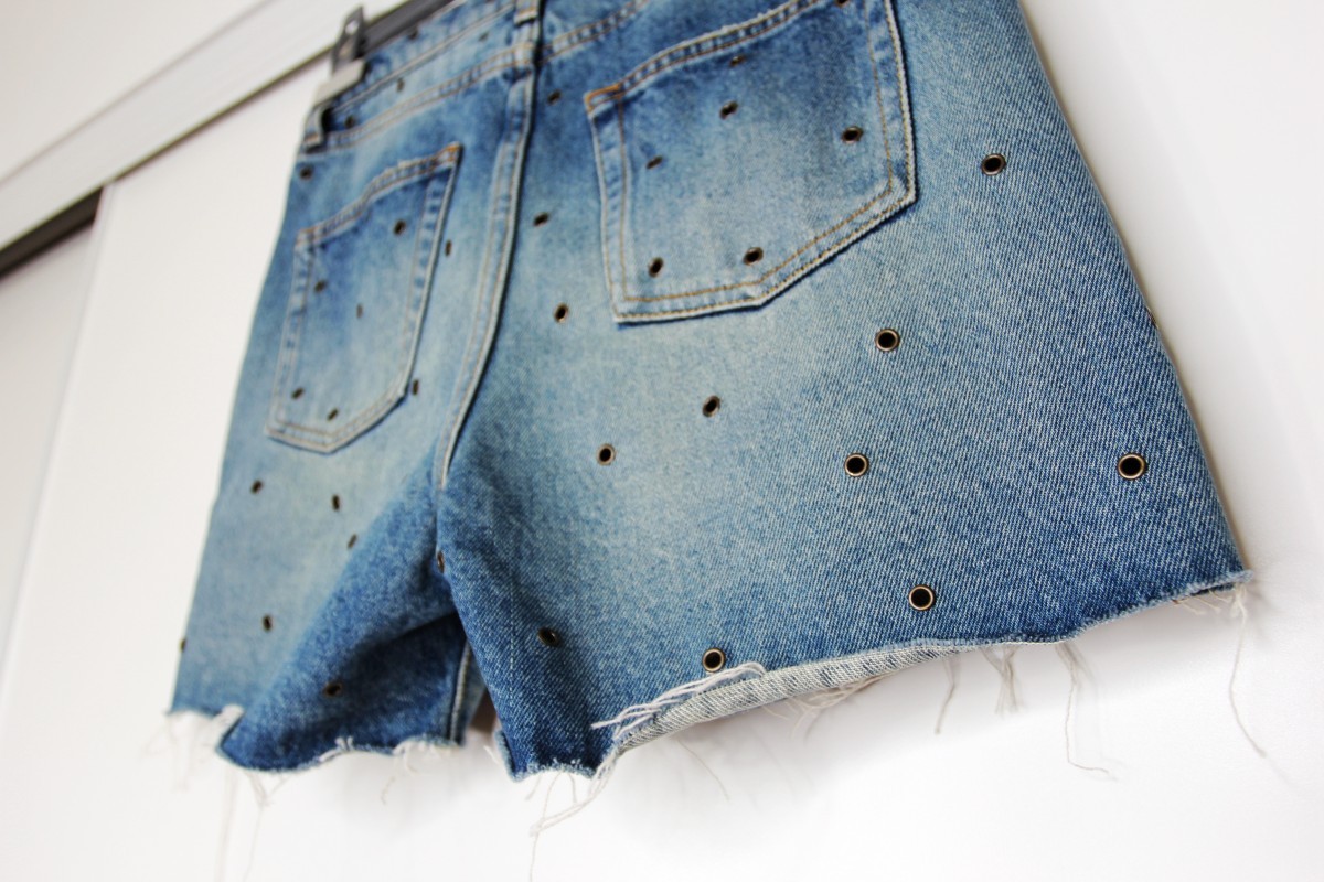 BNWT SS20 SAINT LAURENT PARIS RAW-EDGE EYELETS SHORTS 29 - 8