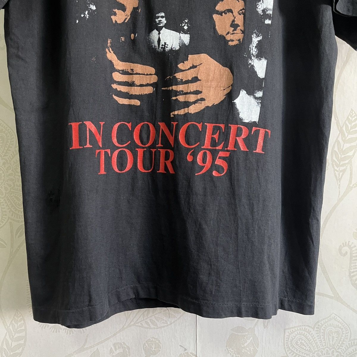 Vintage - Rock Santana Brothers In Concert Tour 95 TShirt - 9