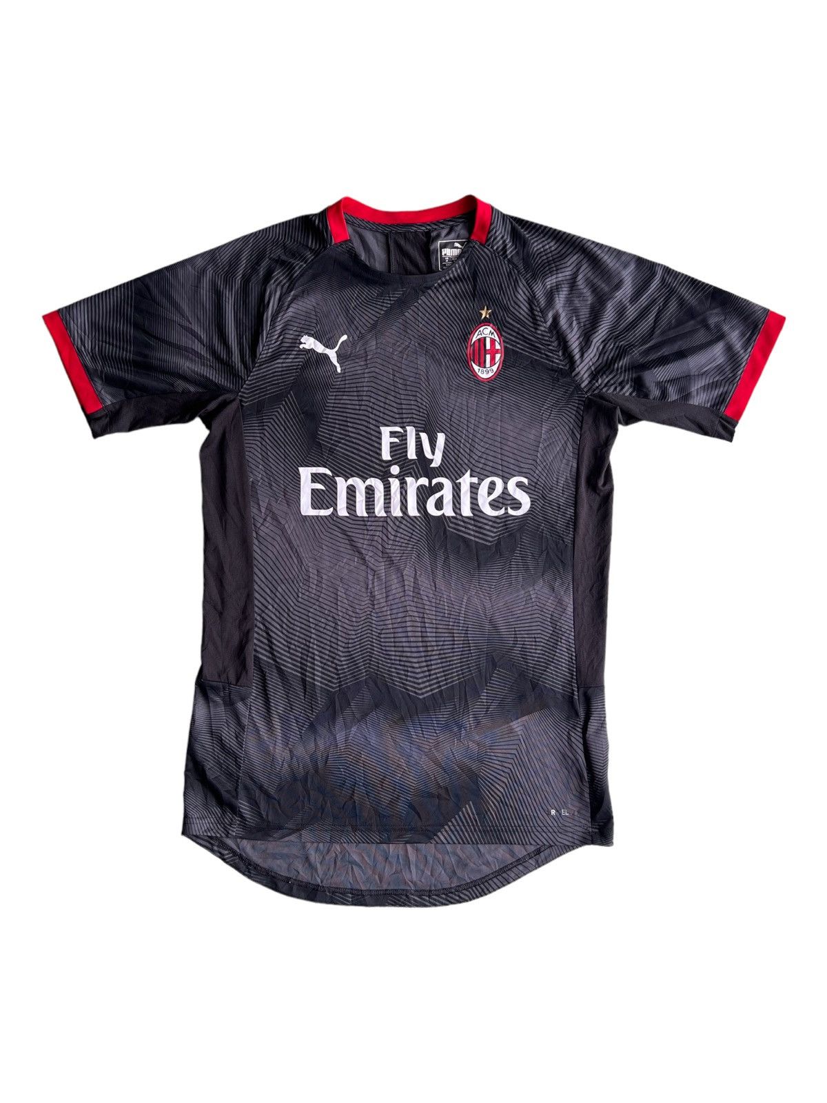 RARE 2018-19 AC Milan Puma Fly Emirates Pre-Match Jersey - 1