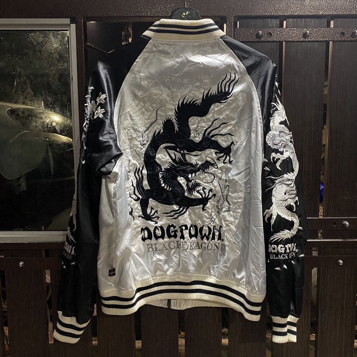 Vintage Dogtown Black Dragon - 8