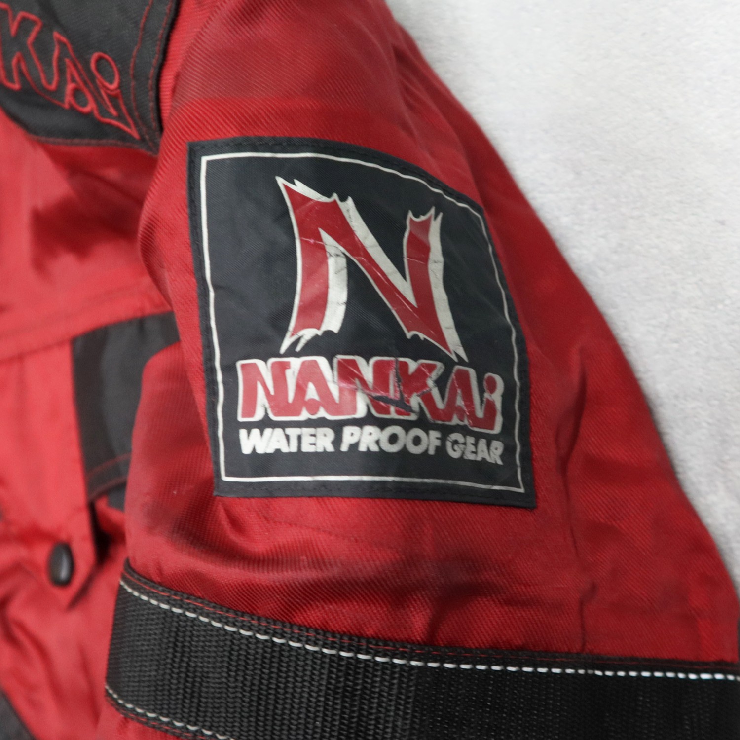 Vintage 90s NANKAI Water Proof Gear Racing Protector Sleeve 4 Pads Big Logo Embroidered Windbreaker  - 3