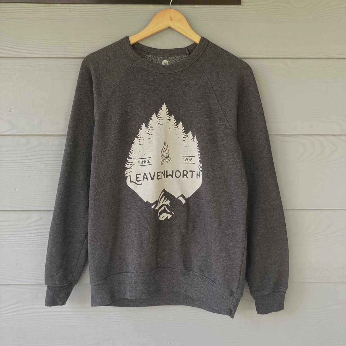 Vintage Leavenworth Grey Sweatshirt Big Logo Crewneck - 1