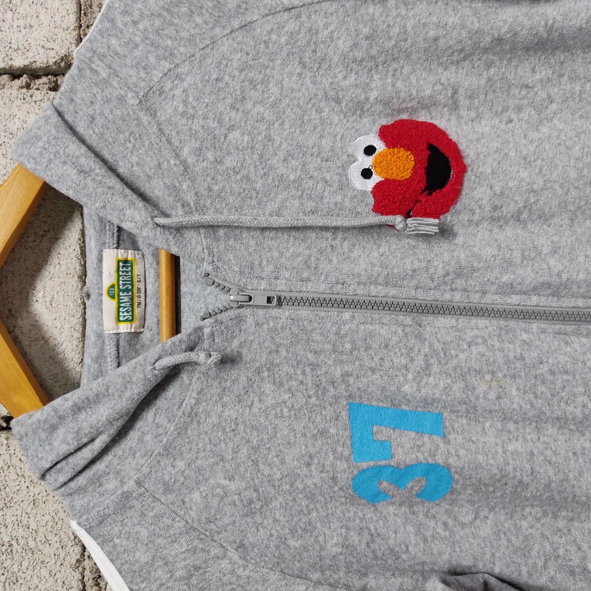 Cartoon Network - Sesame Street ELMO Monster Sweater Hoodie 90s Kaws - 3