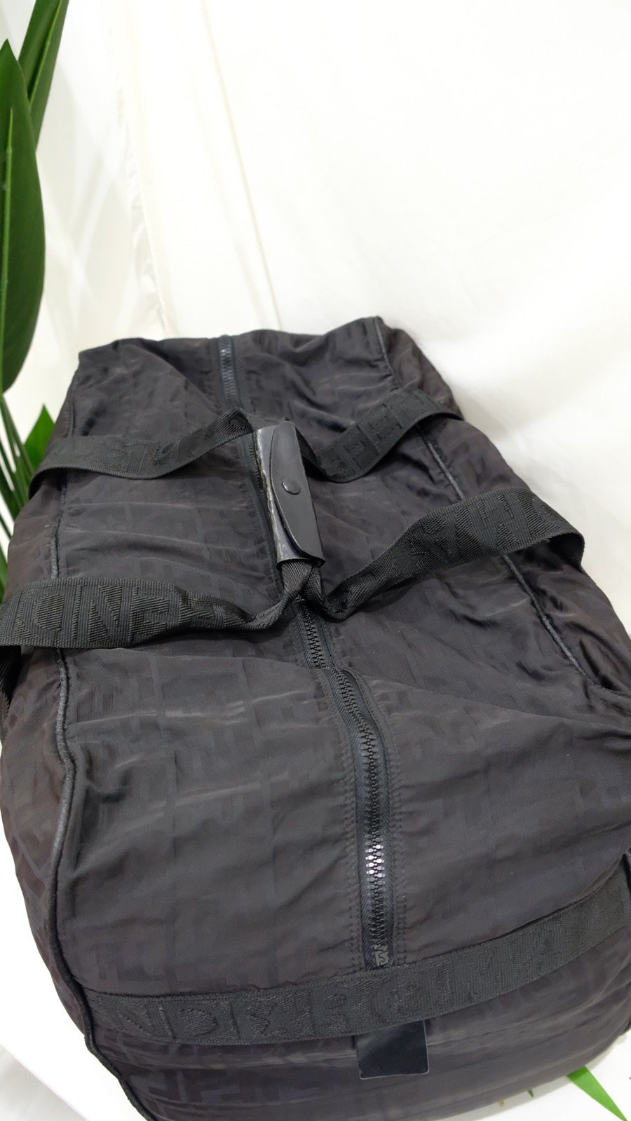 Authentic vintage Fendi black zucca travel bag large saiz - 5