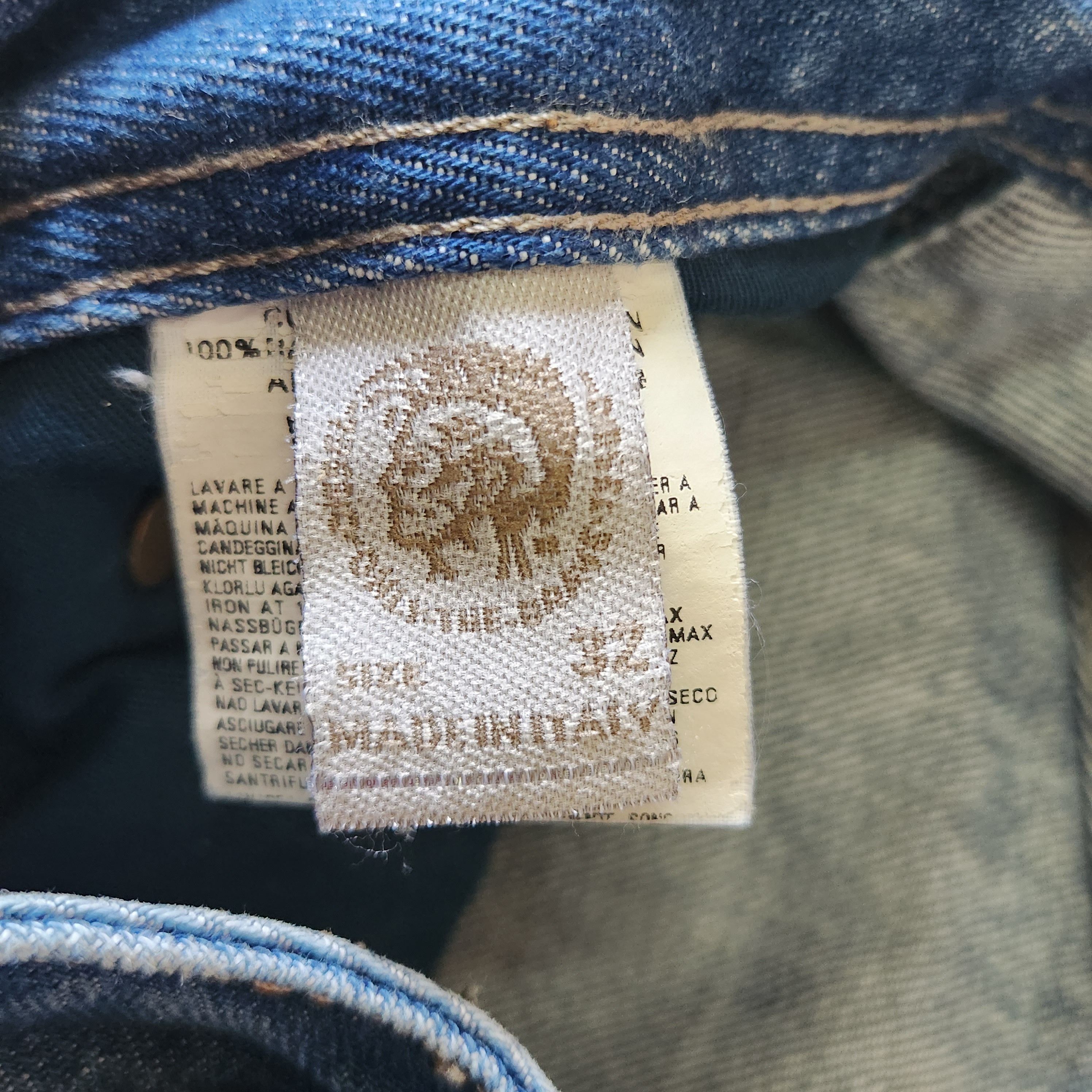 Vintage Diesel Thanaz Distressed Denim Italian Jeans - 2