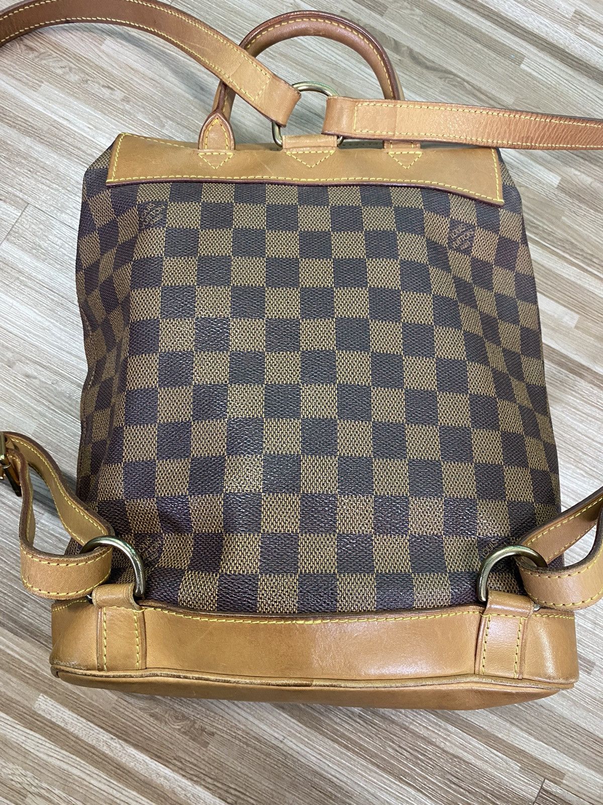 Authentic Louis Vuitton Damier Soho Backpack Limited Edition - 11