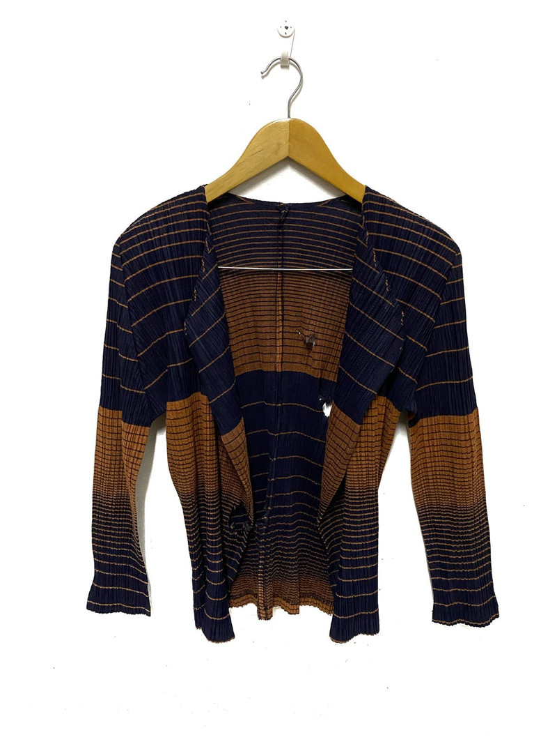 Issey Miyake - Pleats Please Pleated Distressed Wrap Cape Cardigan - 1
