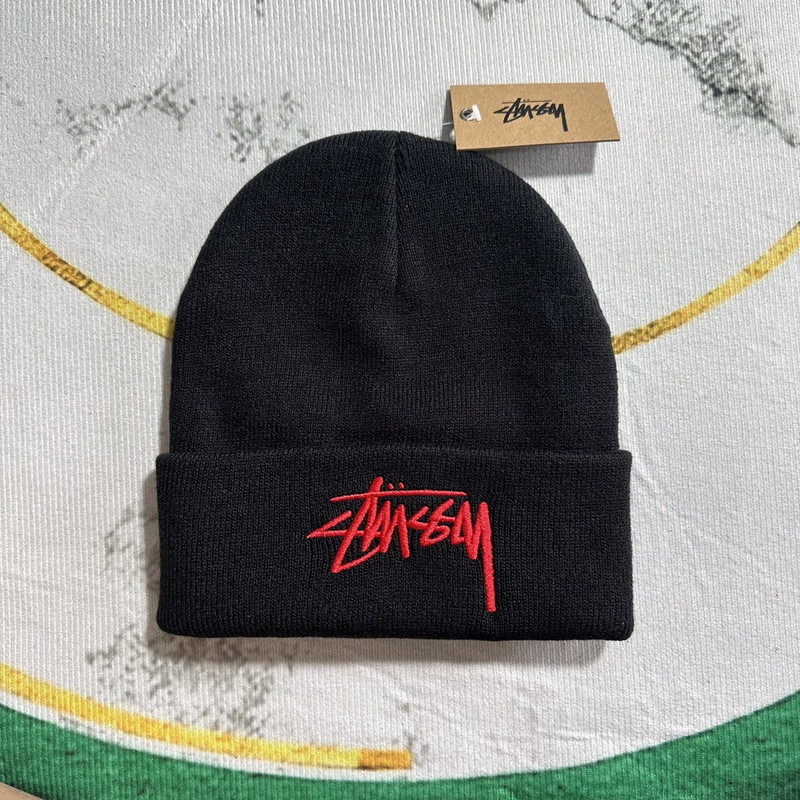 STUSSY BIG LOGO CUFF BEANIE - 1