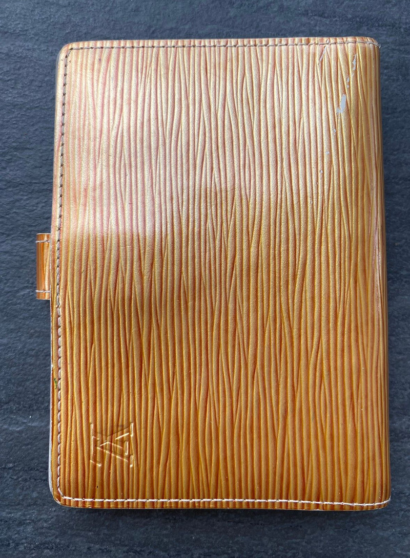 Authentic Vintage Epi Millennium Small Ring Agenda - 1