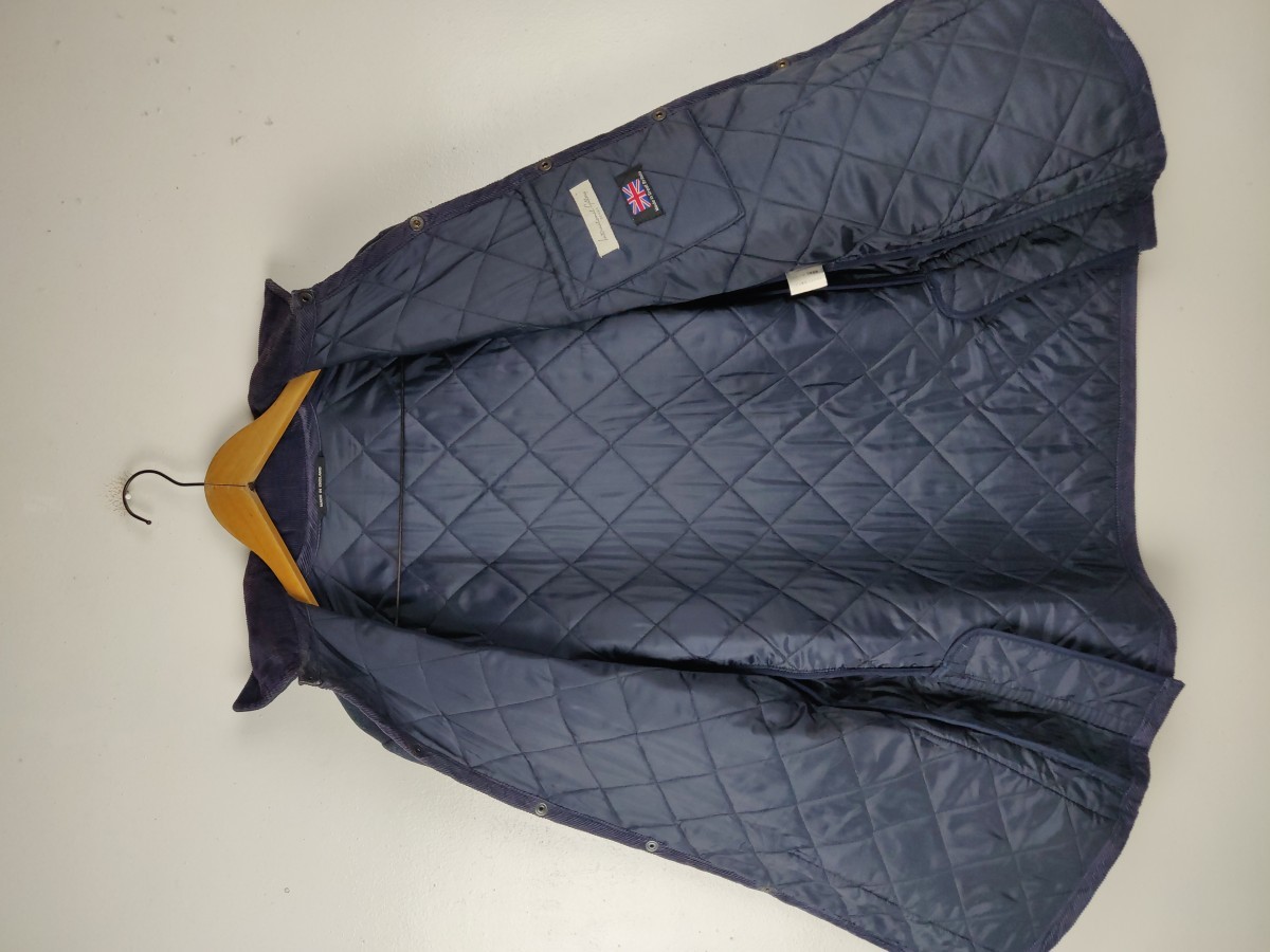 International Gallery Beams Quilted Jacket Made in England - 9