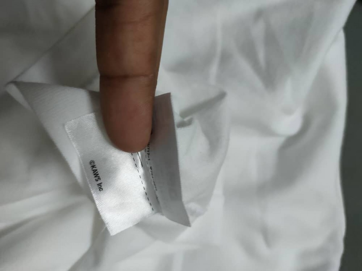 Kaws - x Pocket T - 3