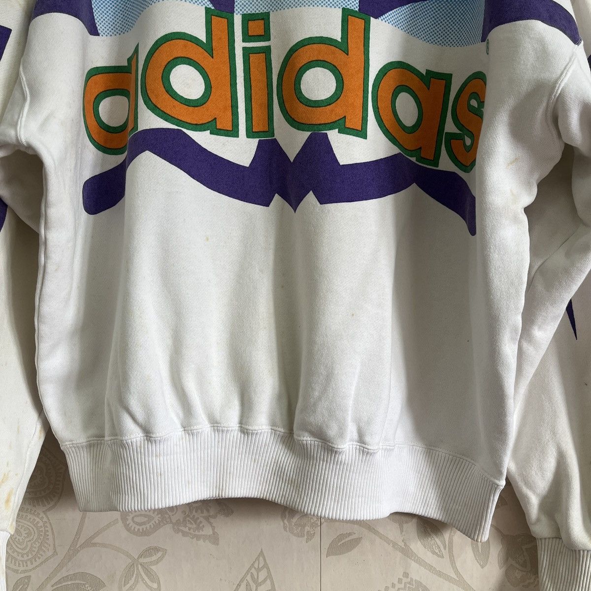 Grails 90s Adidas Big Logo Overprinted - 10