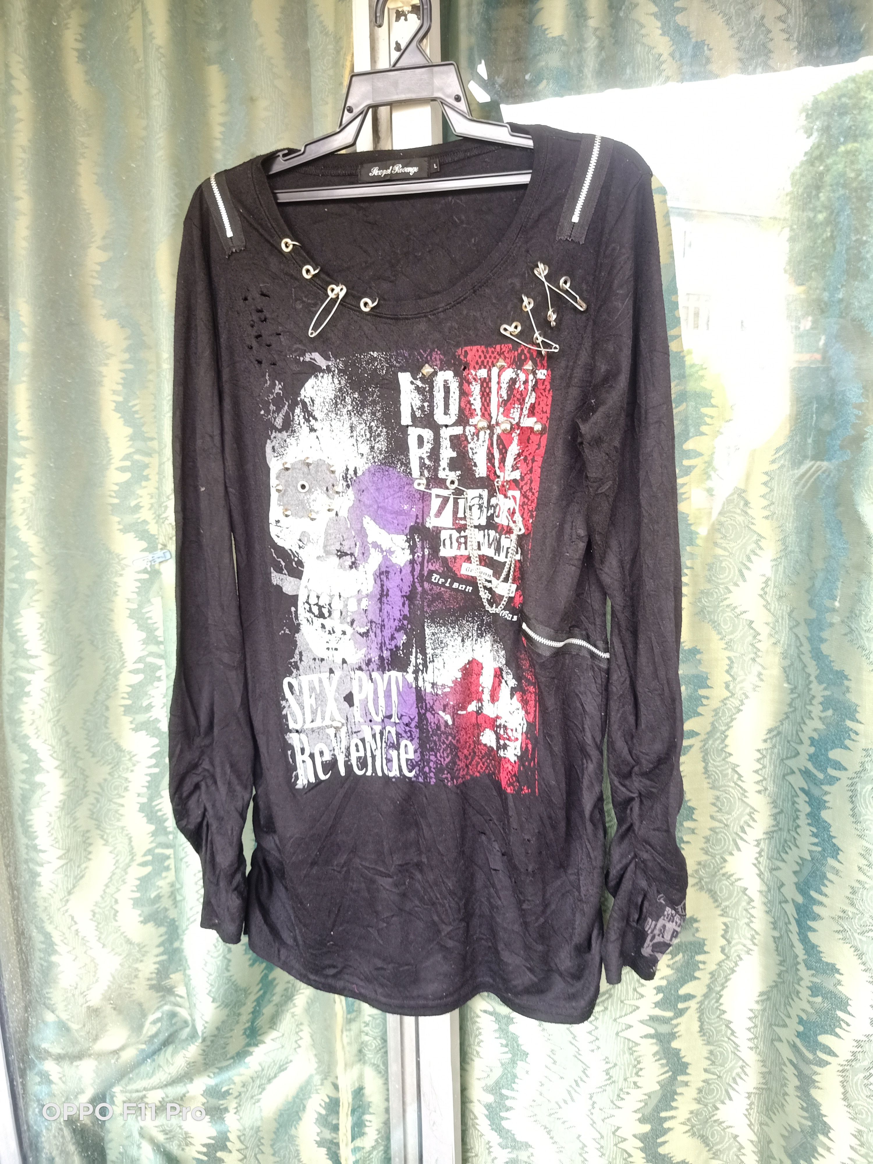 Archival Clothing - Sex Pot Revenge Rocker Distressed Stretched Punk Tee - 2