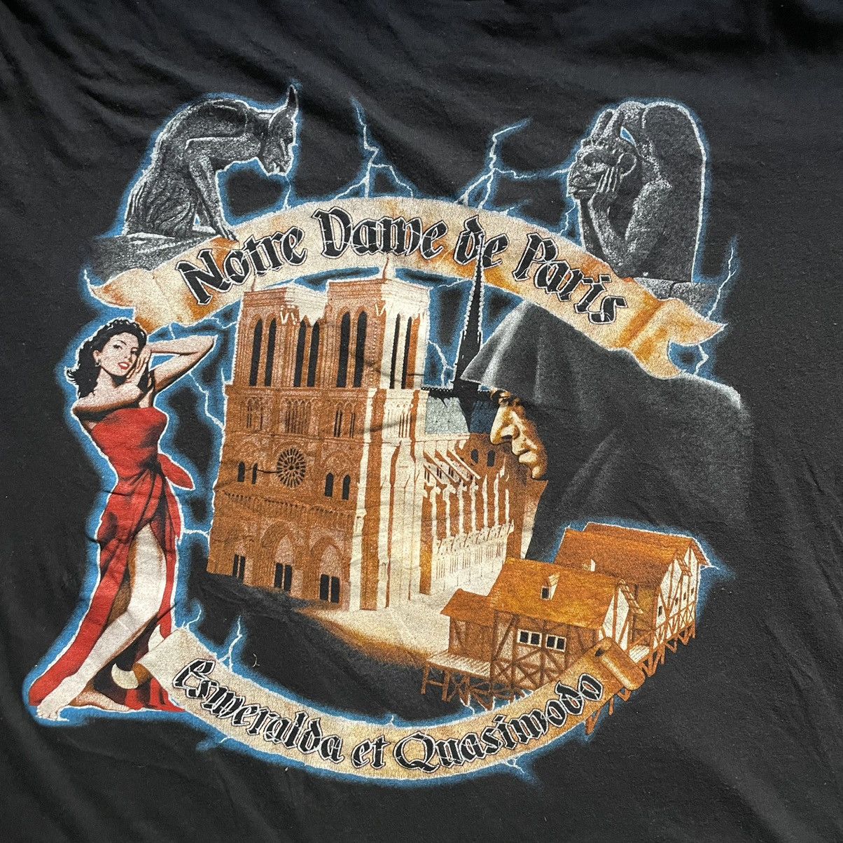 Vintage - 90’s Notre Dame esmeralda&quasimodo tee - 2