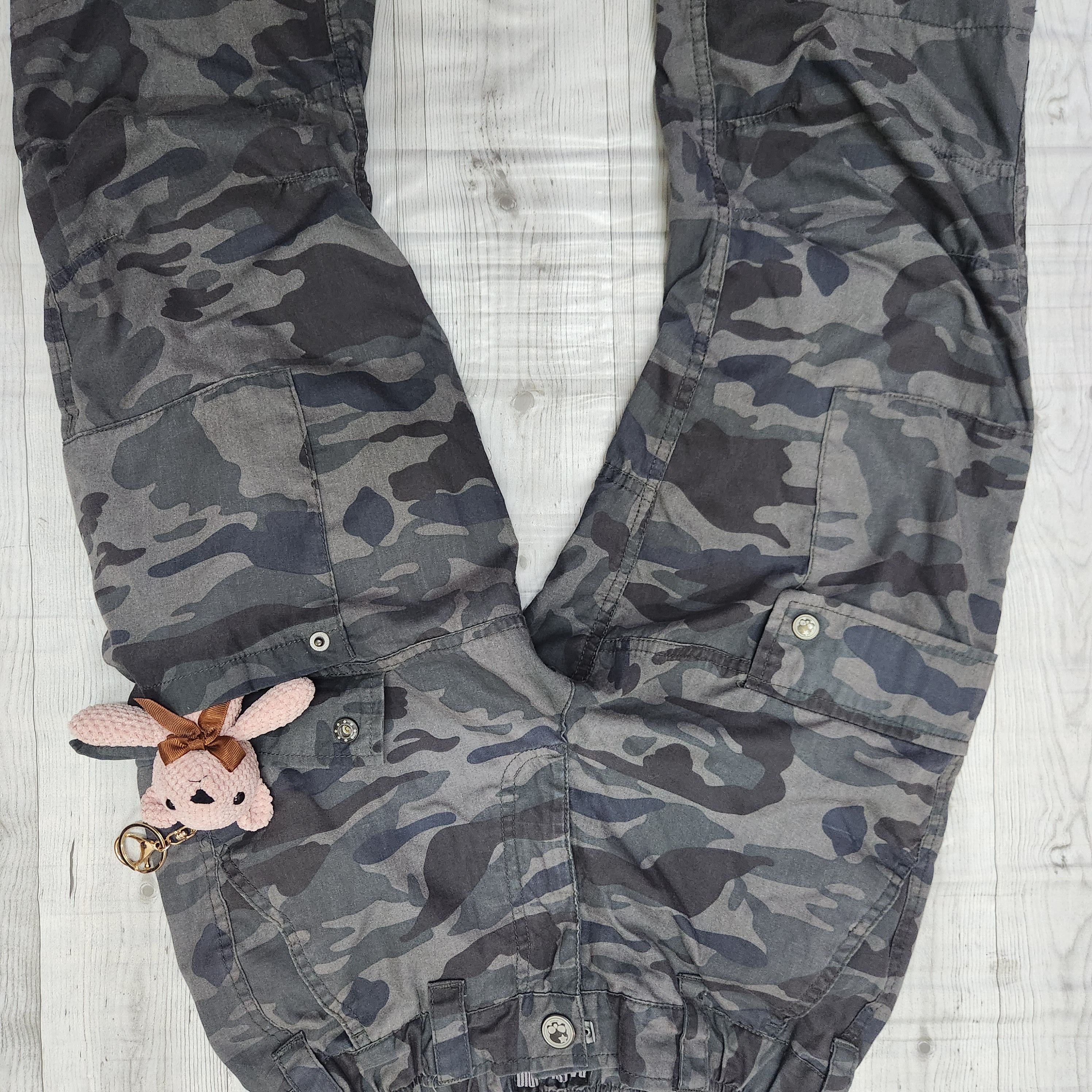 Japanese Brand - Batsu Studio Camouflage Skulls Button Cargo Pants - 4