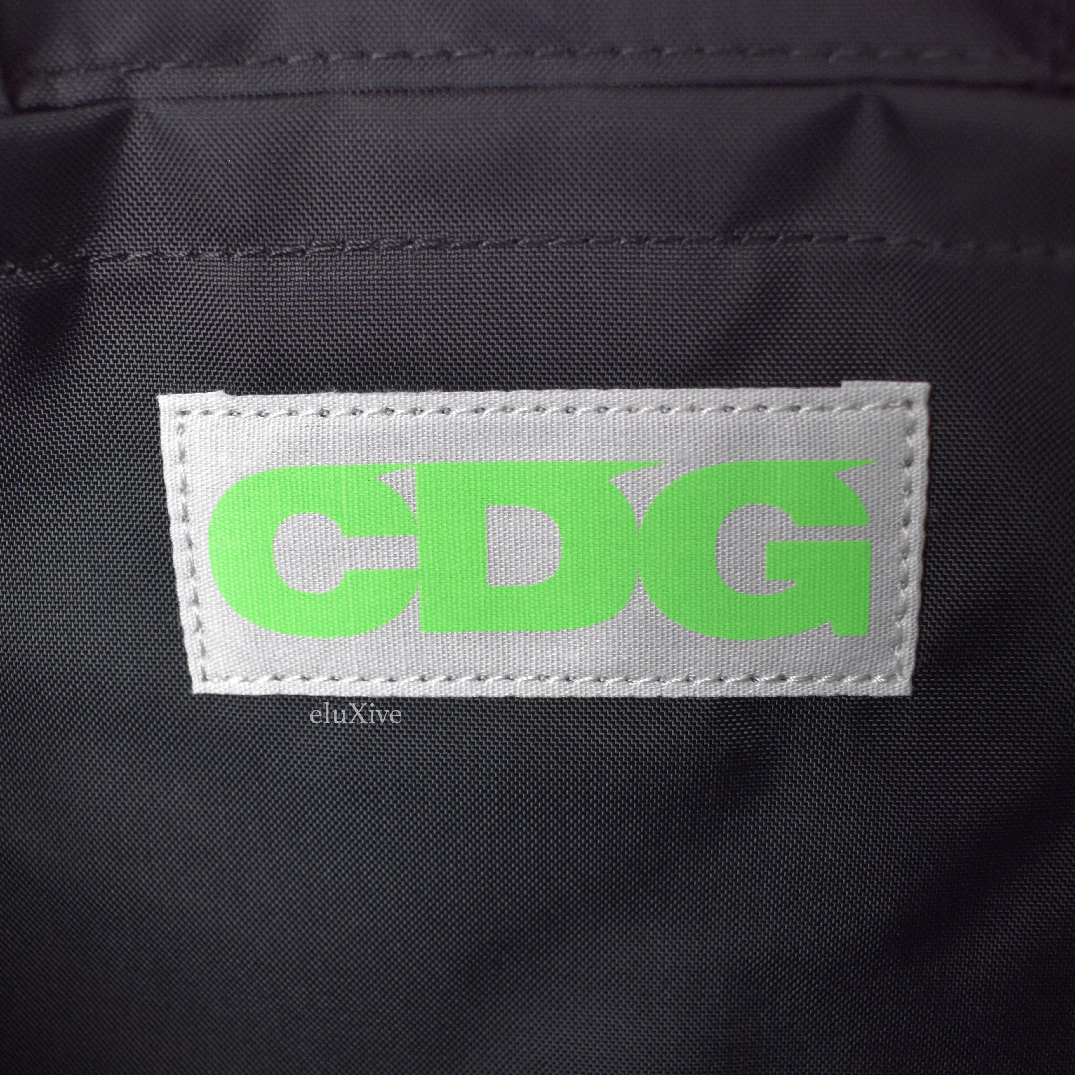 CDG Breaking News Metallic Logo Tote Bag Black - 4