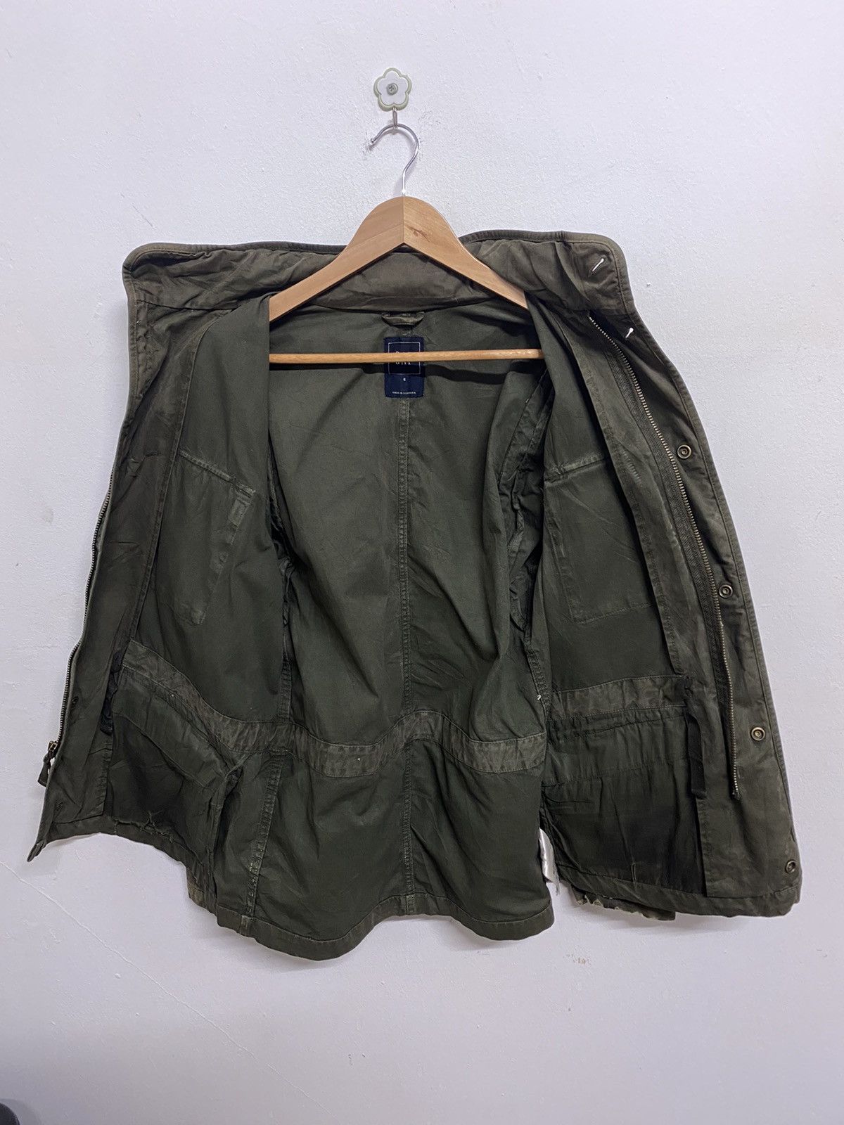 Vintage - GAP Men's Green Military Jacket With Hidden Hood - 9