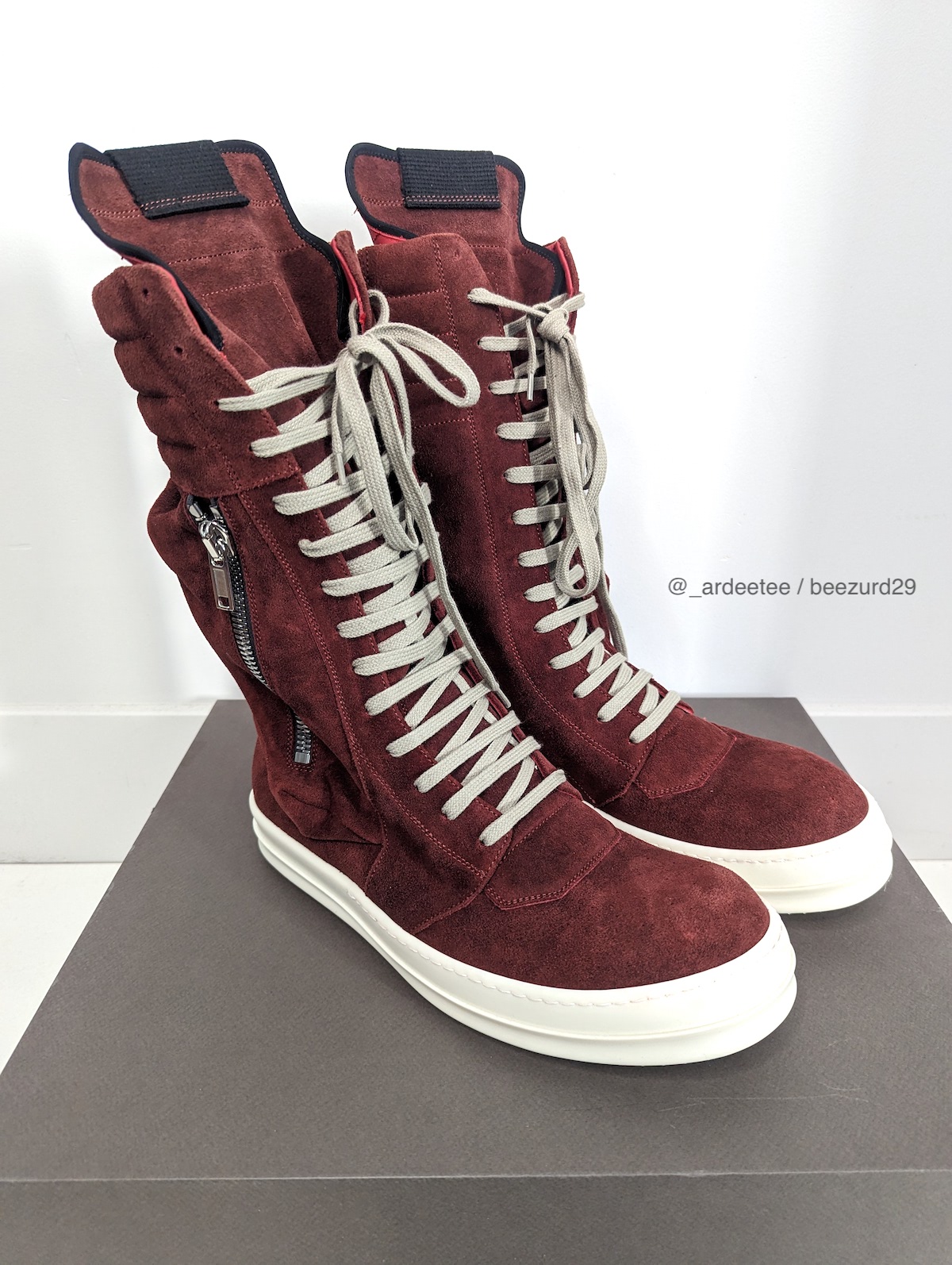 *NEW/RARE* BLOOD SUEDE CARNELIAN CARGOBASKET SNEAKERS 43 - 1