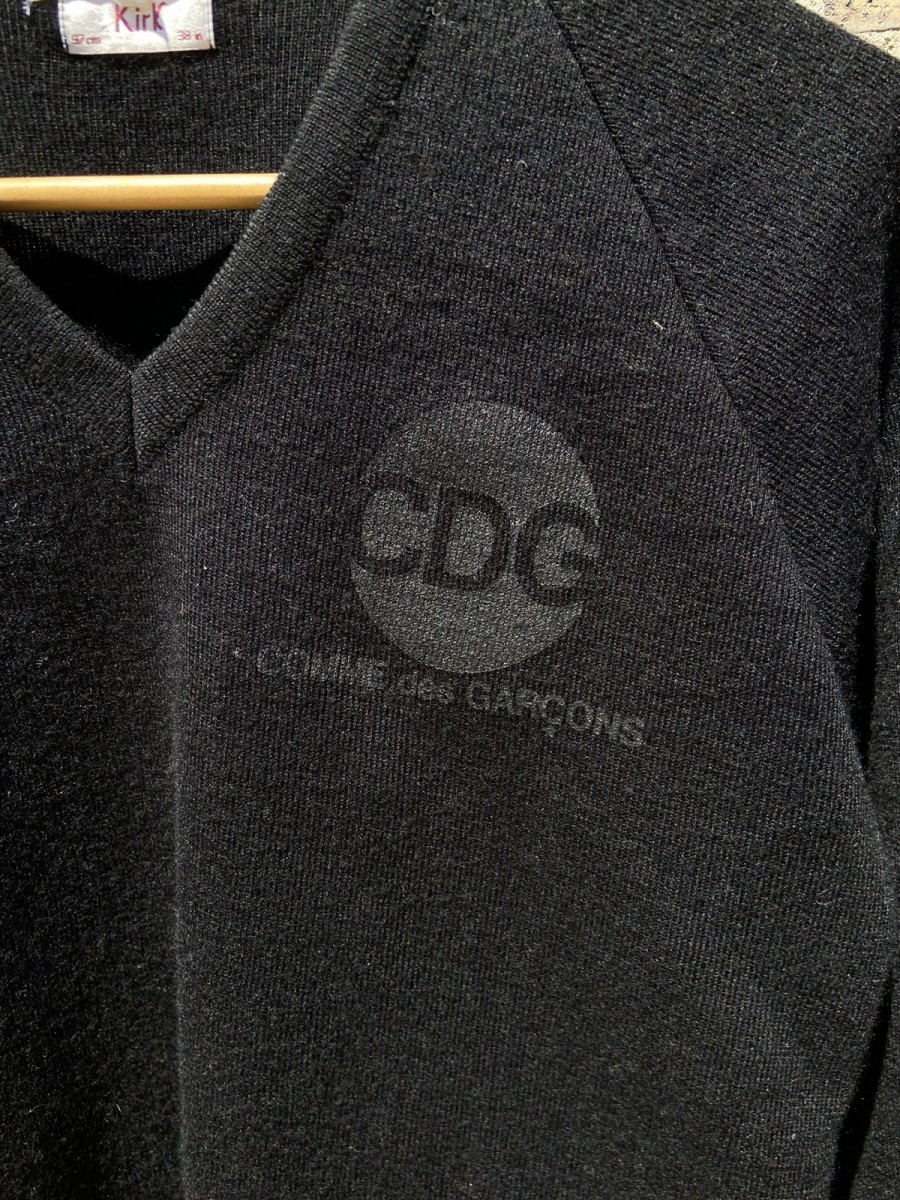 ‘Emblem’ Sweater - 2