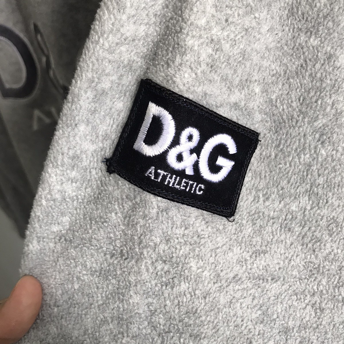 D&G ATHLETIC Spell Out Pullover Sweatshirt - 4